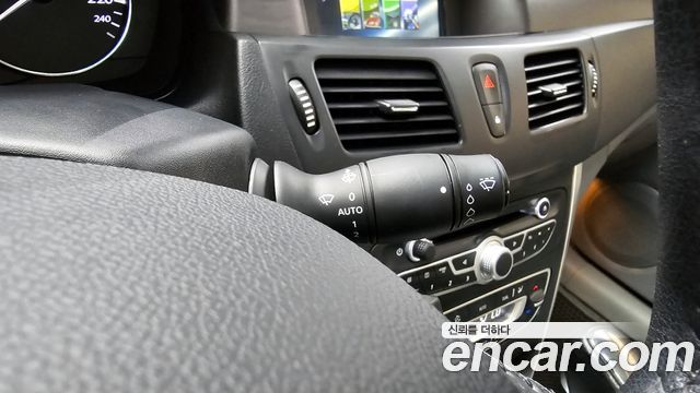 Renault Korea SM5  2010 — photo 18