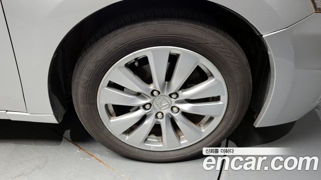 Honda Accord 2011 — photo 5