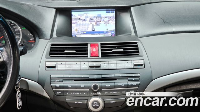Honda Accord 2011 — photo 14