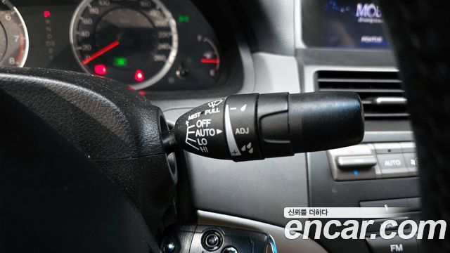 Honda Accord 2011 — photo 18