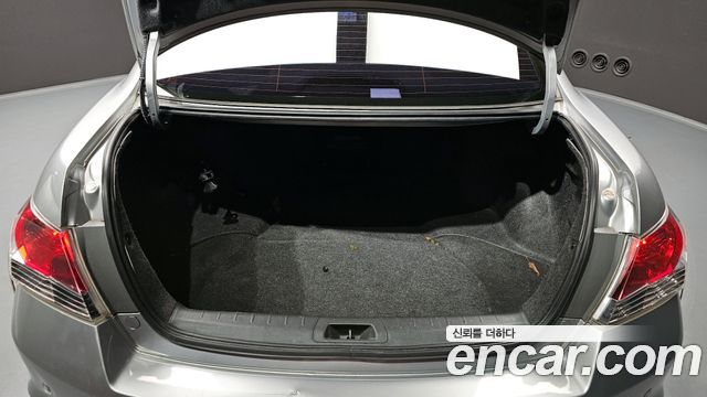 Honda Accord 2011 — photo 20