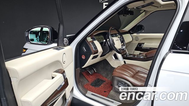 Land Rover Range Rover 2015 — photo 11