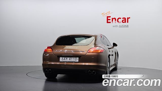 Porsche Panamera 2010 — photo 4