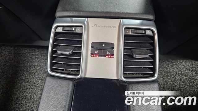 Porsche Panamera 2010 — photo 18