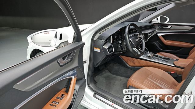 Audi A6 2021 — photo 11