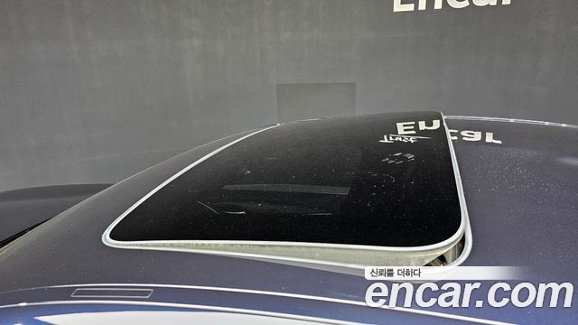 BMW 5-Series 2018 — photo 19