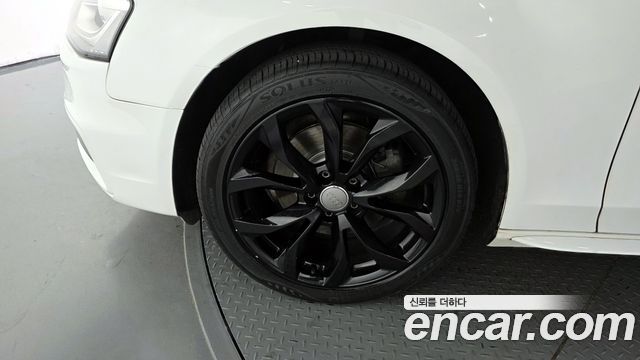 Audi A4 2015 — photo 5