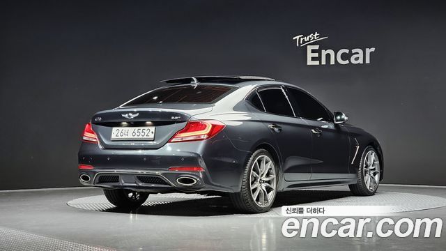 Genesis G70 2018 — photo 2