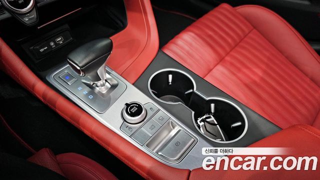 Genesis G70 2018 — photo 12