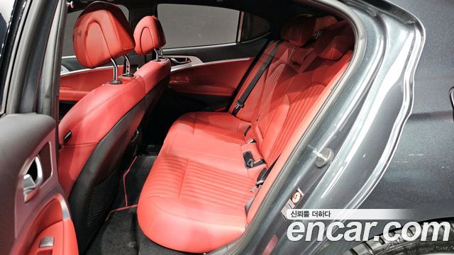 Genesis G70 2018 — photo 16