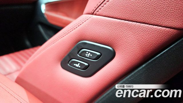 Genesis G70 2018 — photo 33