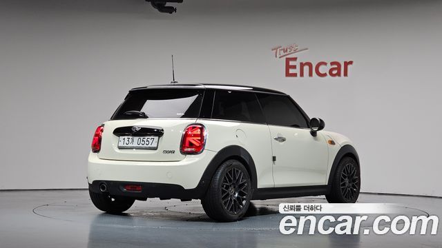 Mini Cooper 2016 — photo 2