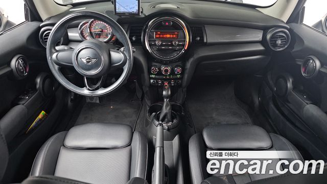 Mini Cooper 2016 — photo 7