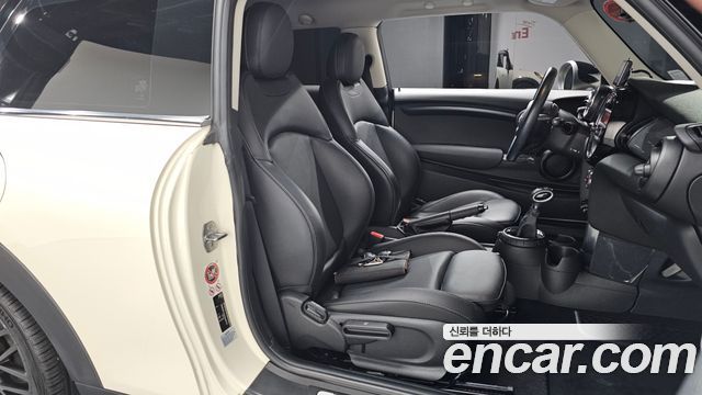 Mini Cooper 2016 — photo 10