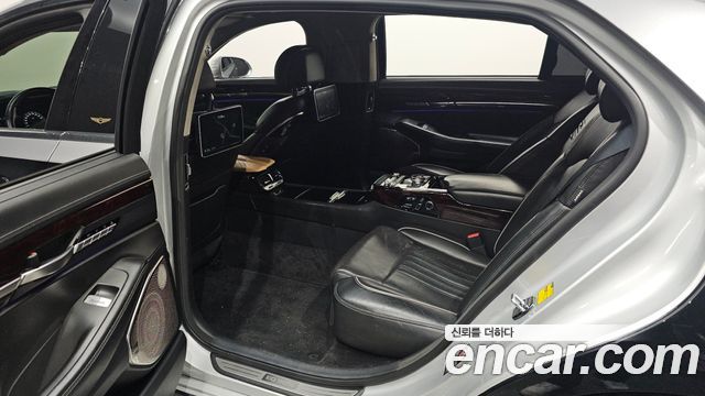 Genesis EQ900 2016 — photo 11