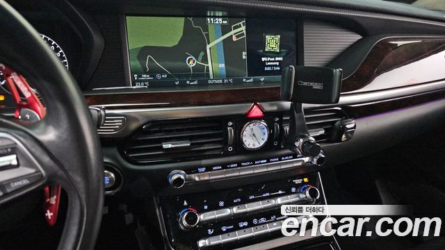 Genesis EQ900 2016 — photo 17