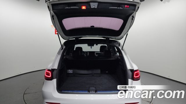 Mercedes-Benz GLC-Class 2021 — photo 20