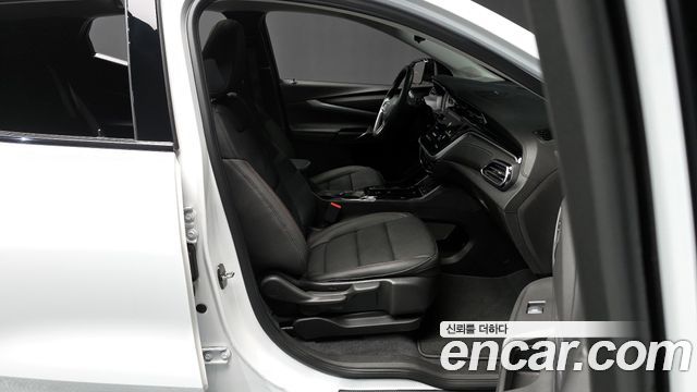 Chevrolet Korea 볼트 EUV 2023 — photo 11
