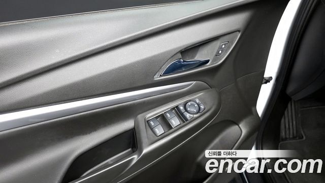 Chevrolet Korea 볼트 EUV 2023 — photo 17
