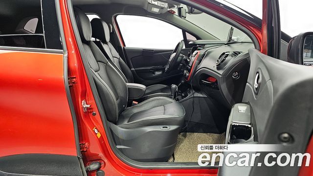 Renault Korea QM3 2015 — photo 10