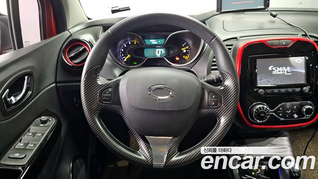Renault Korea QM3 2015 — photo 13