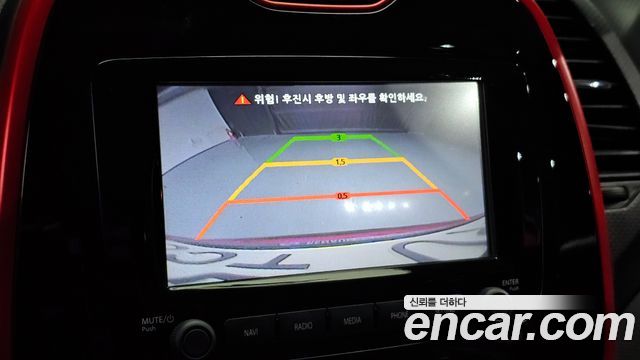 Renault Korea QM3 2015 — photo 15
