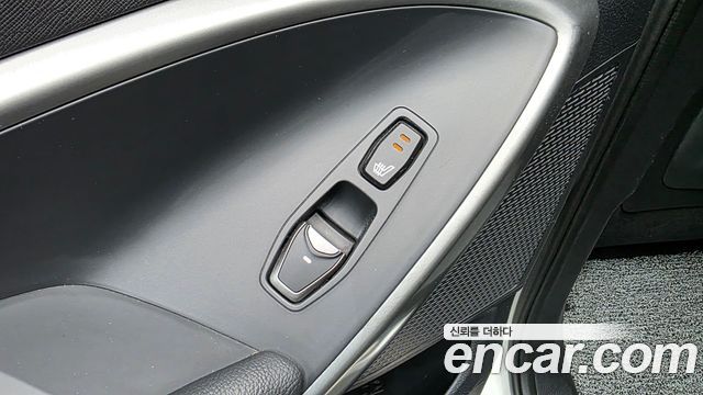 Hyundai Maxcruz 2017 — photo 18