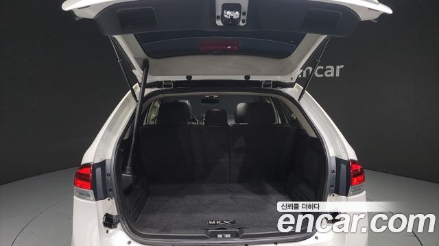 Lincoln MKX 2013 — photo 20