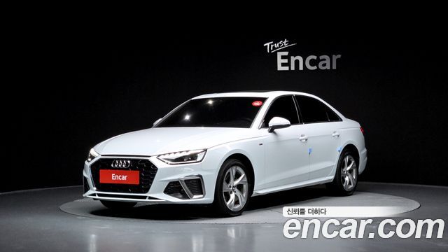 Audi A4 2021 — photo 1