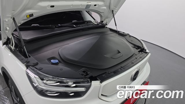 Volvo XC40 2022 — photo 6