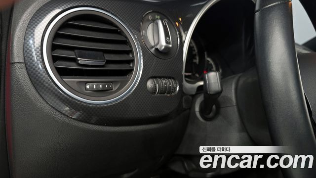 Volkswagen Beatle 2013 — photo 17