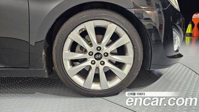 Hyundai i40 2012 — photo 5