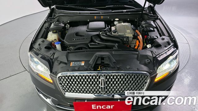 Lincoln MKZ 2018 — photo 6