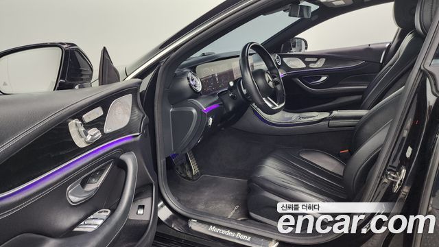 Mercedes-Benz CLS-Class 2022 — photo 10