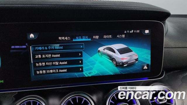 Mercedes-Benz CLS-Class 2022 — photo 16