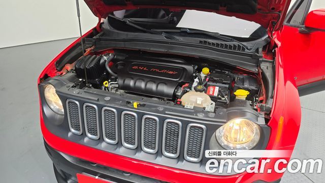 Jeep Renegade 2017 — photo 6
