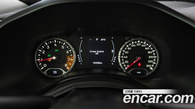 Jeep Renegade 2017 — photo 8