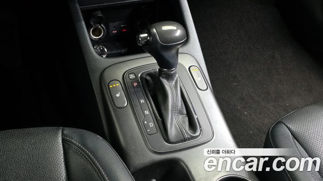 Kia K3 2015 — photo 9