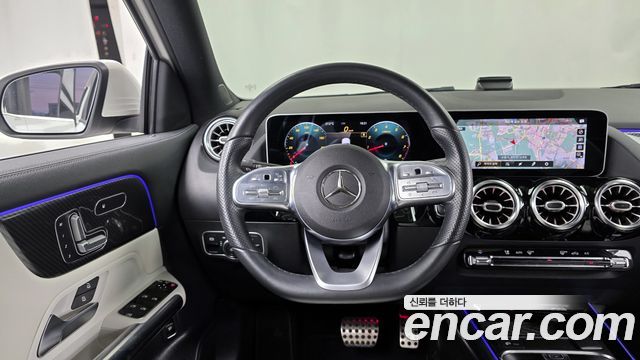 Mercedes-Benz GLA-Class 2020 — photo 13