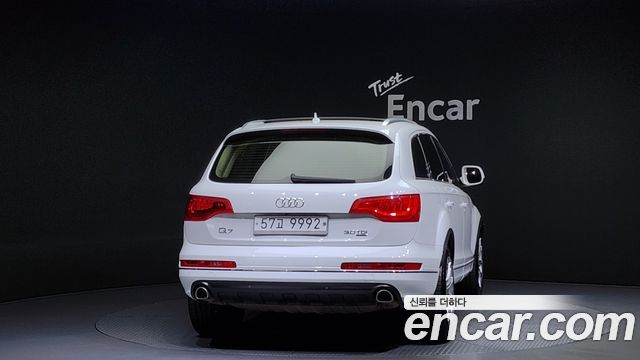 Audi Q7 2013 — photo 4
