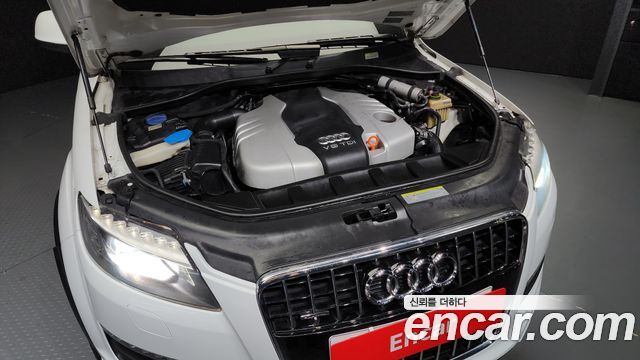 Audi Q7 2013 — photo 6
