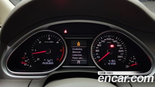 Audi Q7 2013 — photo 8
