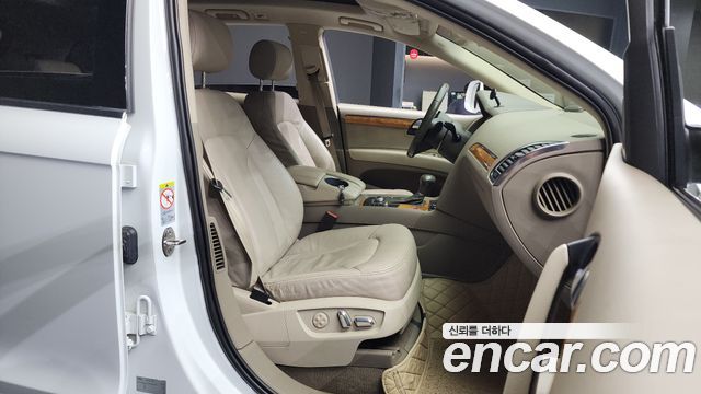 Audi Q7 2013 — photo 11