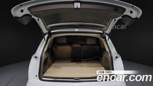Audi Q7 2013 — photo 20