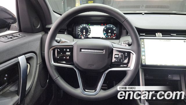 Land Rover Discovery Sport 2025 — photo 13