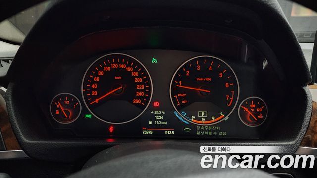 BMW 3-Series 2013 — photo 8
