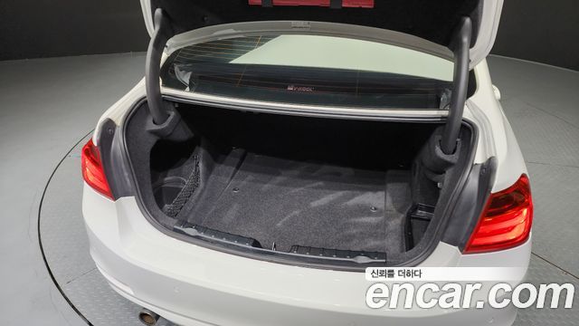 BMW 3-Series 2013 — photo 20