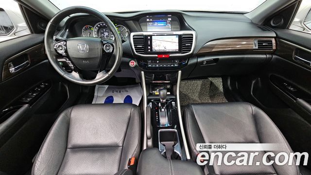 Honda Accord 2017 — photo 7