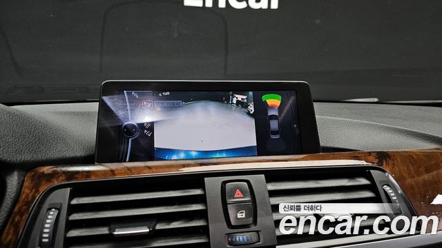 BMW 3-Series 2012 — photo 16