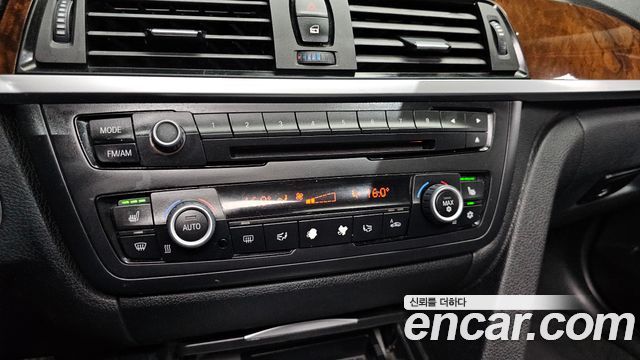 BMW 3-Series 2012 — photo 19
